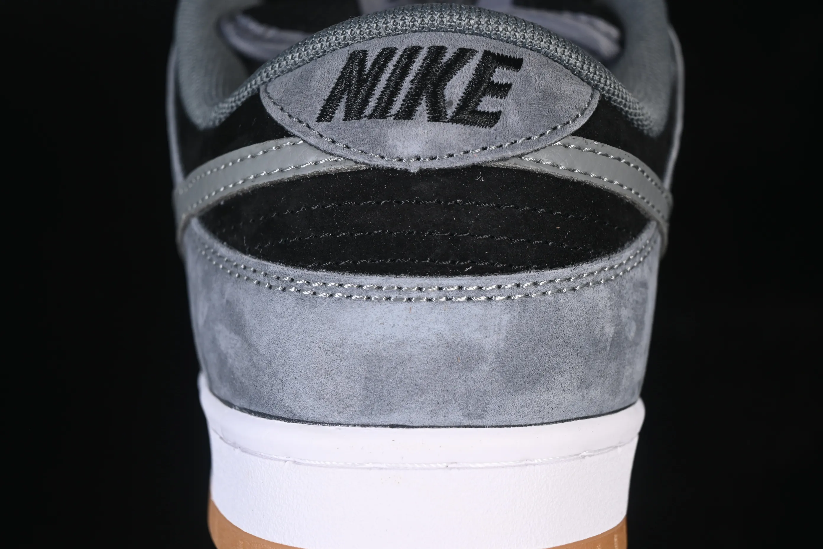 All Categories Nk SB Dunk Series Nk SB Dunk Low Low-top sneakers Nike SB Dunk Low Gray raw rubber SB low-top casual sneakers HF3063-001